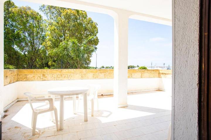 Appartamento per 4 persone, con Balcone e Giardino a Taviano