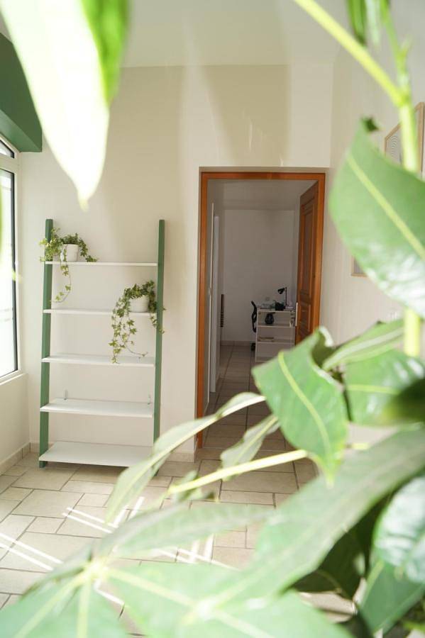 Chambre d’hôte pour 2 personnes, avec piscine ainsi que terrasse et jardin dans la Loire - 4