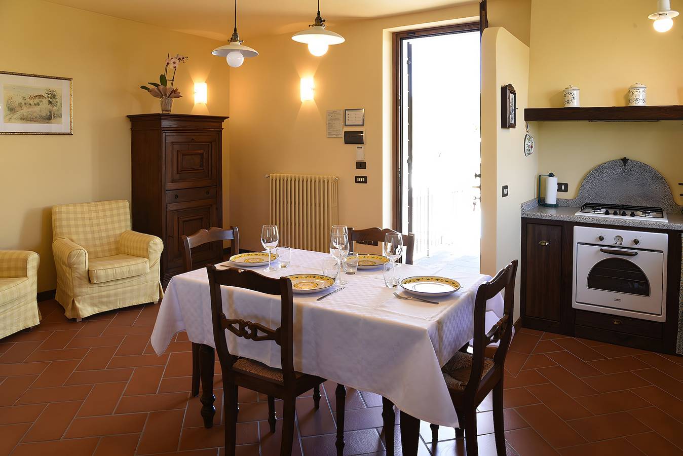 Entire apartment, Apartment 'La Valle - Podere Del Griccia' with Shared Pool, Wi-Fi and Air Conditioning in Civitella in Val di Chiana, Chianti