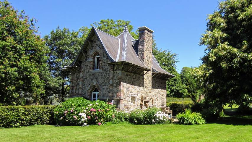 Gîte pour 4 personnes, avec piscine, animaux acceptés