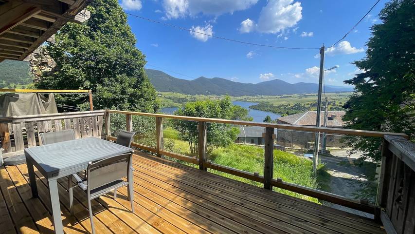 Casa de vacaciones para 10 personas, con vistas al lago y balcón - 1