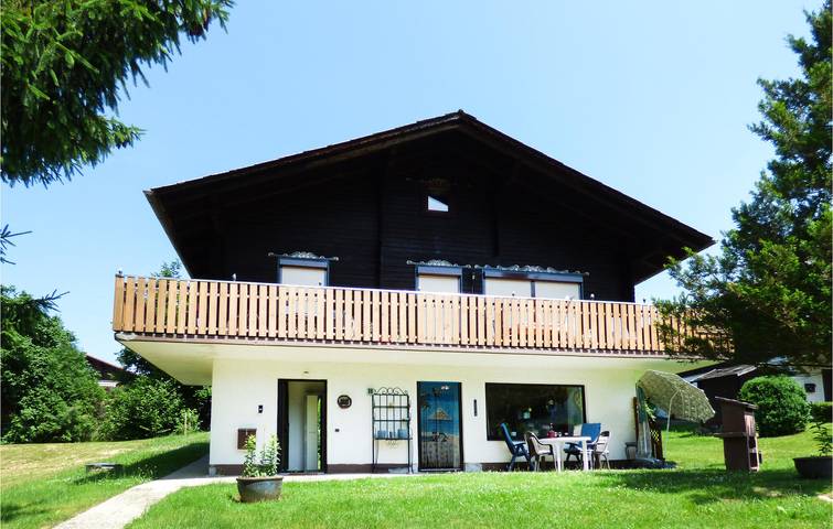 Ferienwohnung für 5 Personen, mit Terrasse und Garten in Arrach
