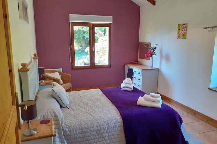 Gîte pour 2 personnes, avec jardin et piscine à Melgven - 2