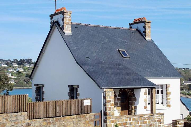 Location de vacances pour 5 personnes, avec jardin dans Le Diben