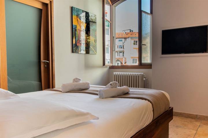 Gîte pour 4 personnes dans Office De Tourisme Lac D Annecy Rive Plein Soleil - 2