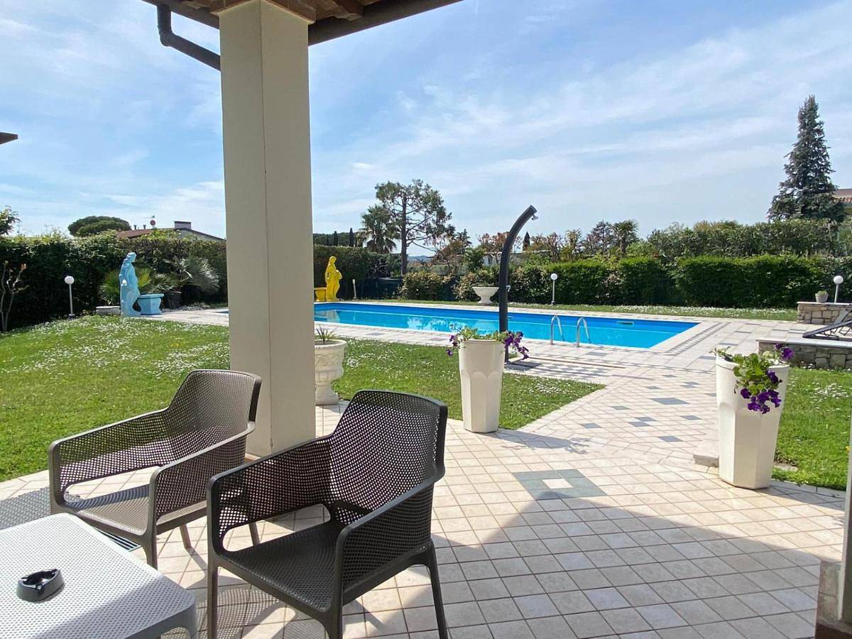 La Dolce Vita - Private Villa with Pool in Moniga del Garda, Prealpi Gardesane