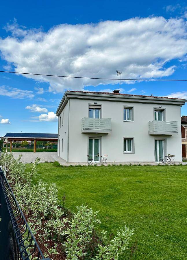 Appartamento per 5 persone, con Balcone e Terrazza nonché Giardino e Panorama a Roncade