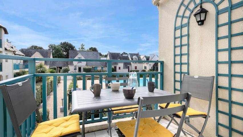 Location de vacances pour 5 personnes, avec balcon et piscine à Batz-sur-Mer