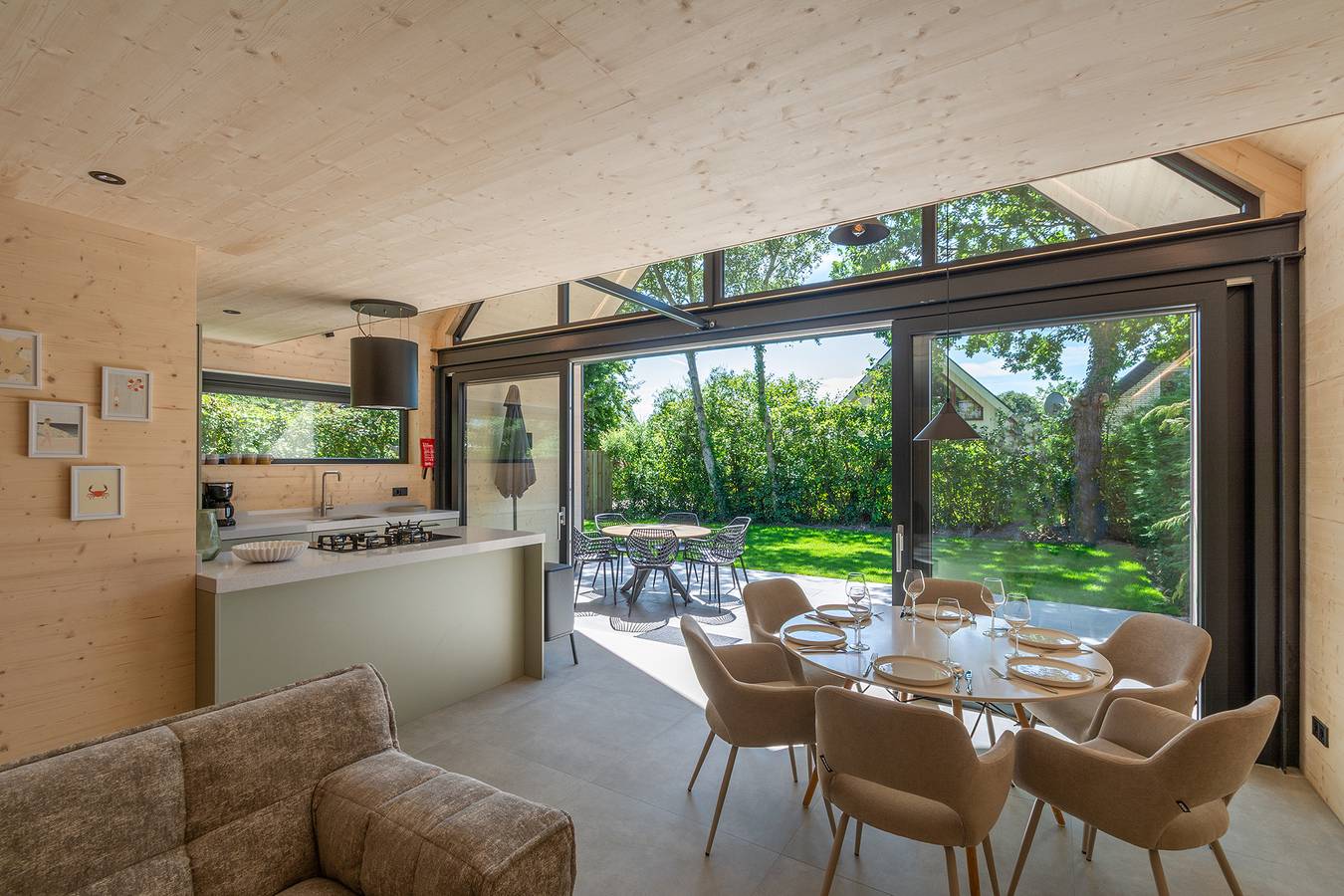 Holiday home for 6 people with terrace in Sint Maartensvlotbrug, North Sea Netherlands