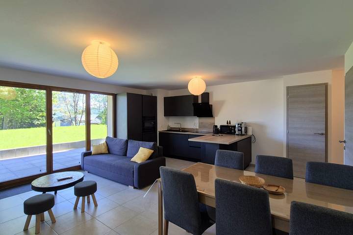 Gîte pour 4 personnes, avec Terrasse dans Office De Tourisme De La Feclaz