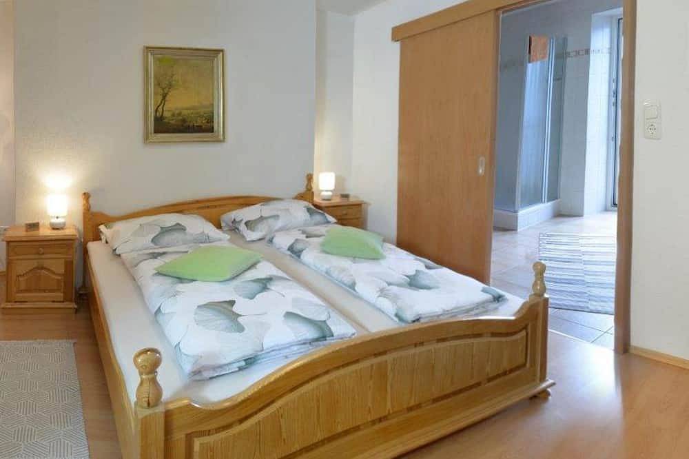 Ganze Wohnung, Ferienwohnung 1 in Bad Weißenstadt 50 qm - Ferienwohnungen Familie Fuss Bad in Weißenstadt, Landkreis Wunsiedel im Fichtelgebirge