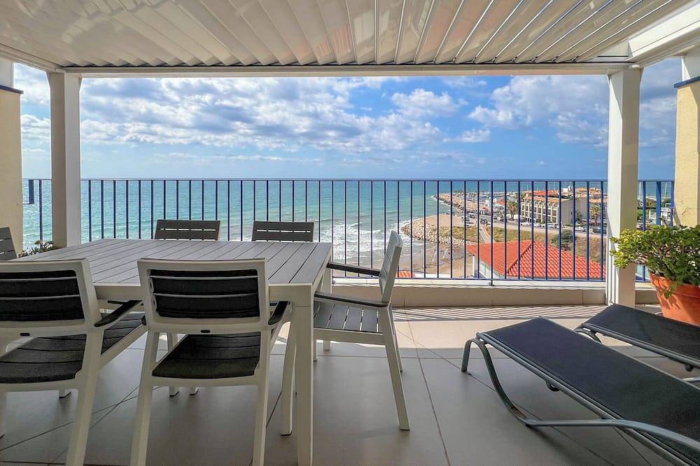 Entire apartment, Marina Duplex in Sitges, Garraf