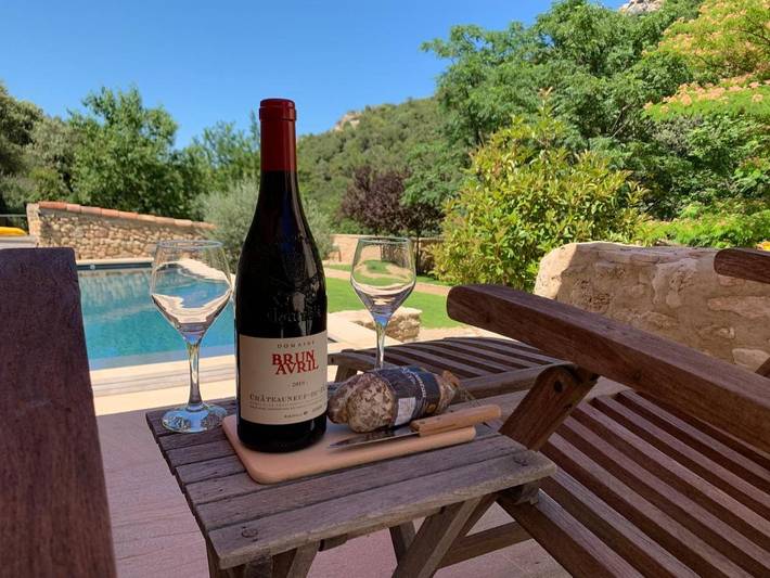 Location de vacances pour 4 personnes, avec Terrasse et Jardin ainsi que Piscine et Vue à Le Beaucet - 2
