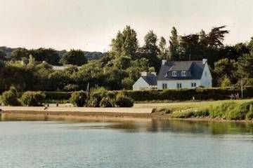 Location de vacances pour 14 personnes, avec jardin à Plougastel-Daoulas