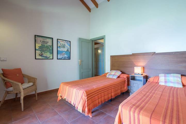 Large Comfortable Chalet With Sea Views On the Most Beautiful Valley, free wifi in Santa Catalina, Hermigua