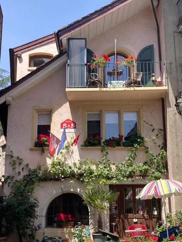 Gîte pour 2 personnes, avec terrasse et vue à La Neuveville
