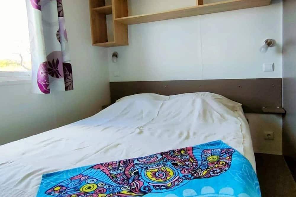 Camping 3 étoiles - Piscine - ccbaega in Saint-Mitre-les-Remparts, Istres en omgeving