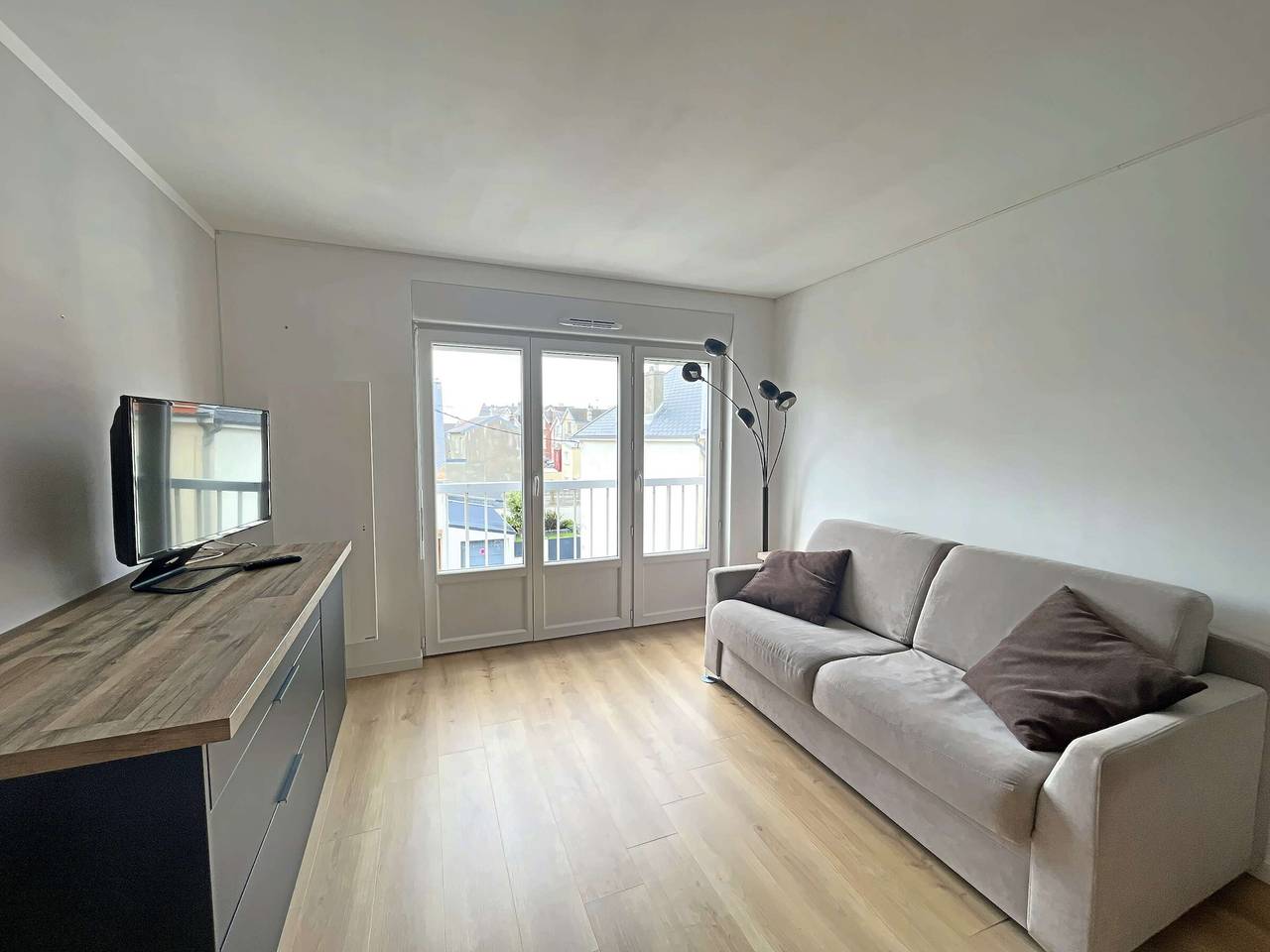 Studio entier, Studio Cabine Épuré Proche Plage et Commerces à Berck in Berck Plage, Berck