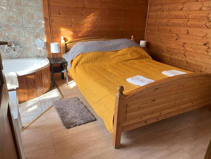 Dom dla 8 osób, z widok i ogród oraz basen, zwierzęta dozwolone w Tiszafüred