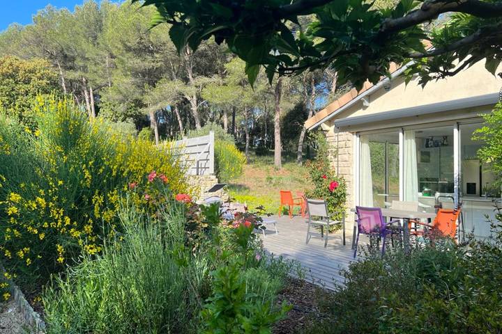 Maison de vacances pour 6 personnes, avec jardin ainsi que terrasse et piscine, adapté aux familles