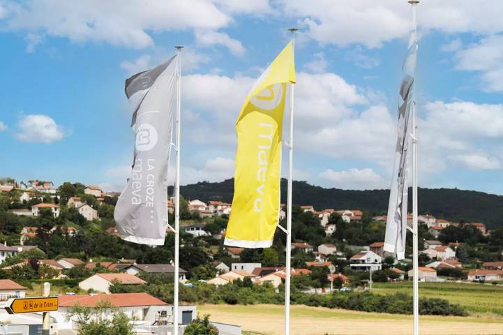 Bungalow für 5 Personen, mit Terrasse und Pool in der Auvergne - 3