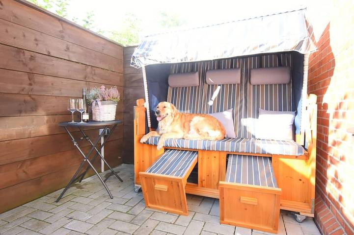 Ferienwohnung für 3 Personen, mit Terrasse und Garten in Rhauderfehn