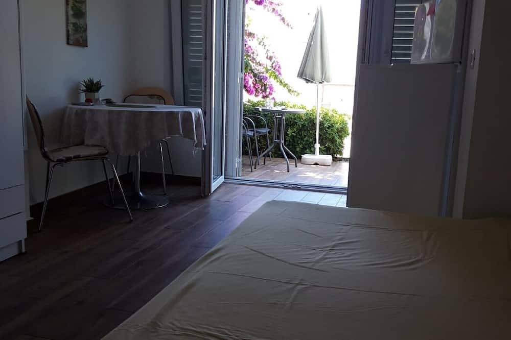 Entire apartment, Apartments House Vukman - Studio Apartment in Novalja, Pag Island
