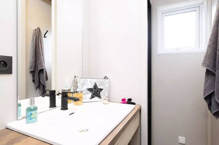 Maison pour 4 personnes, avec terrasse, animaux acceptés à Fleurie
