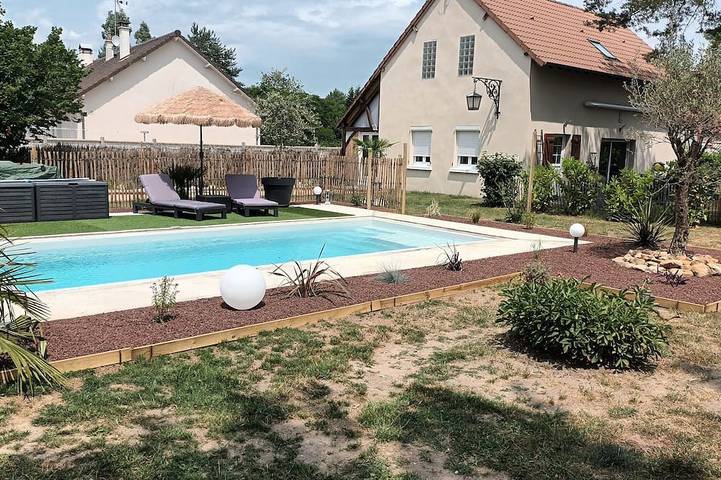 Location de vacances pour 6 personnes, avec terrasse et jardin à Pruniers-en-Sologne