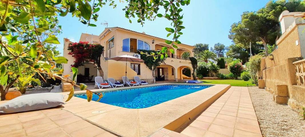 Casa rural para 4 personas, con piscina y terraza en Moraira - 2