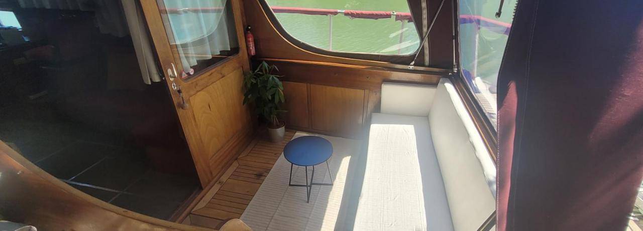 Camping pour 2 personnes, avec vue et jardin en Camargue - 4