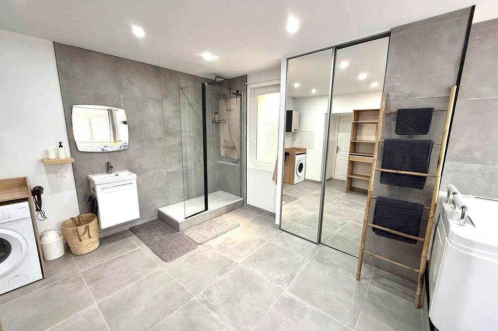 „Relax Spa Publier“ Kino-Spa „Village House“ in Publier, Thonon-les-Bains und Umgebung