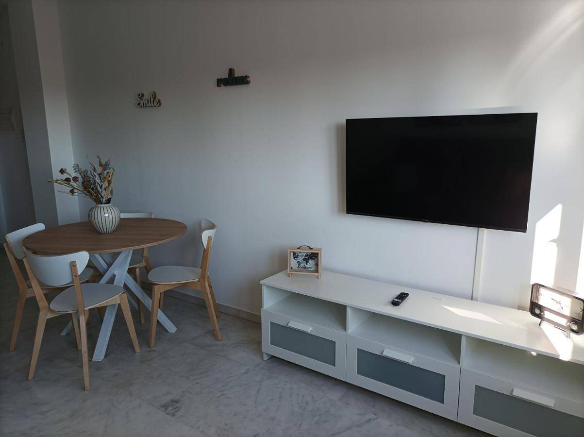 Apartamento entero, Ijd apartments 9 Parking Gratis Y Piscina in Bormujos, Provincia de Sevilla
