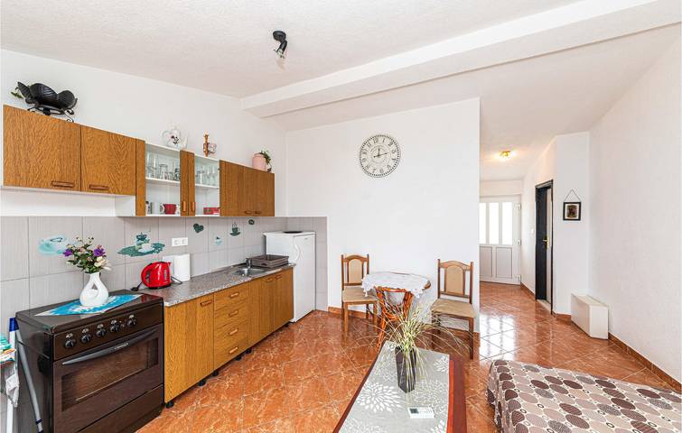 Ferienwohnung für 3 Personen, mit Terrasse und Garten auf Ciovo - 4