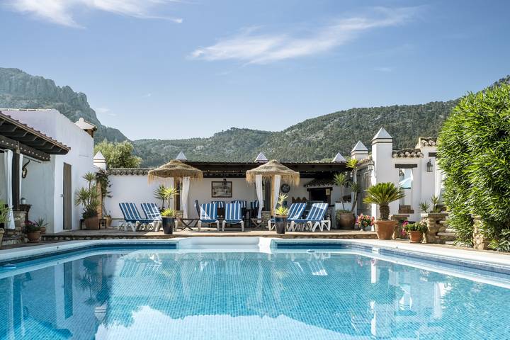 Chalet para 4 personas, con jardín y jacuzzi en Provincia de Málaga - 2