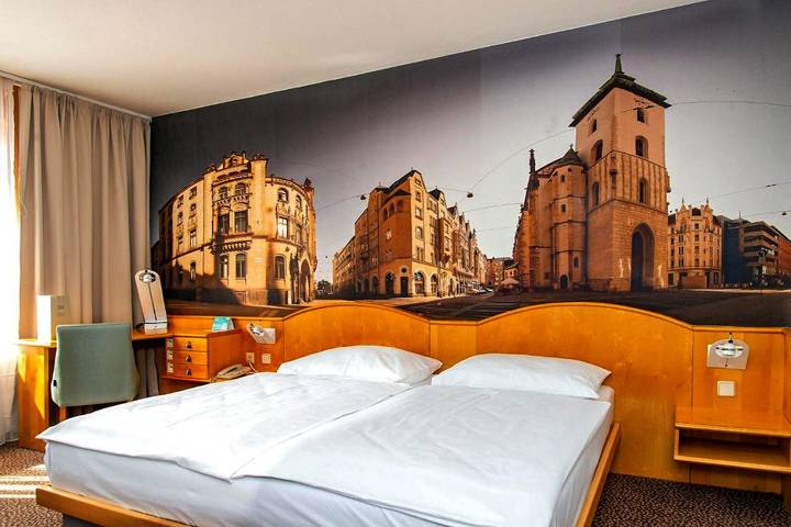 Hôtel pour 2 personnes, avec Terrasse et Jardin ainsi que Piscine et Sauna à Brno - 3