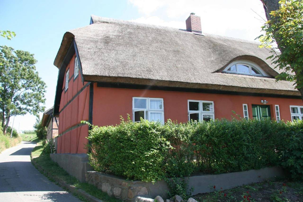 Two-Bedroom House in Neuenkirchen (Rügen), Rügen