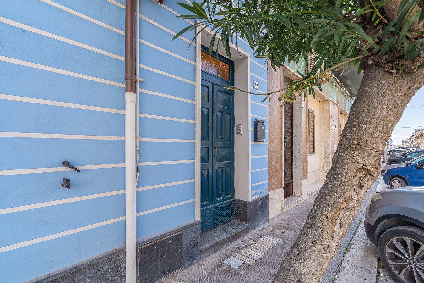Apartamento entero, Apartamento 'Blue House con Terraza', vistas al mar, Wi-Fi y aire acondicionado in Capo Passero, Portopalo di Capo Passero