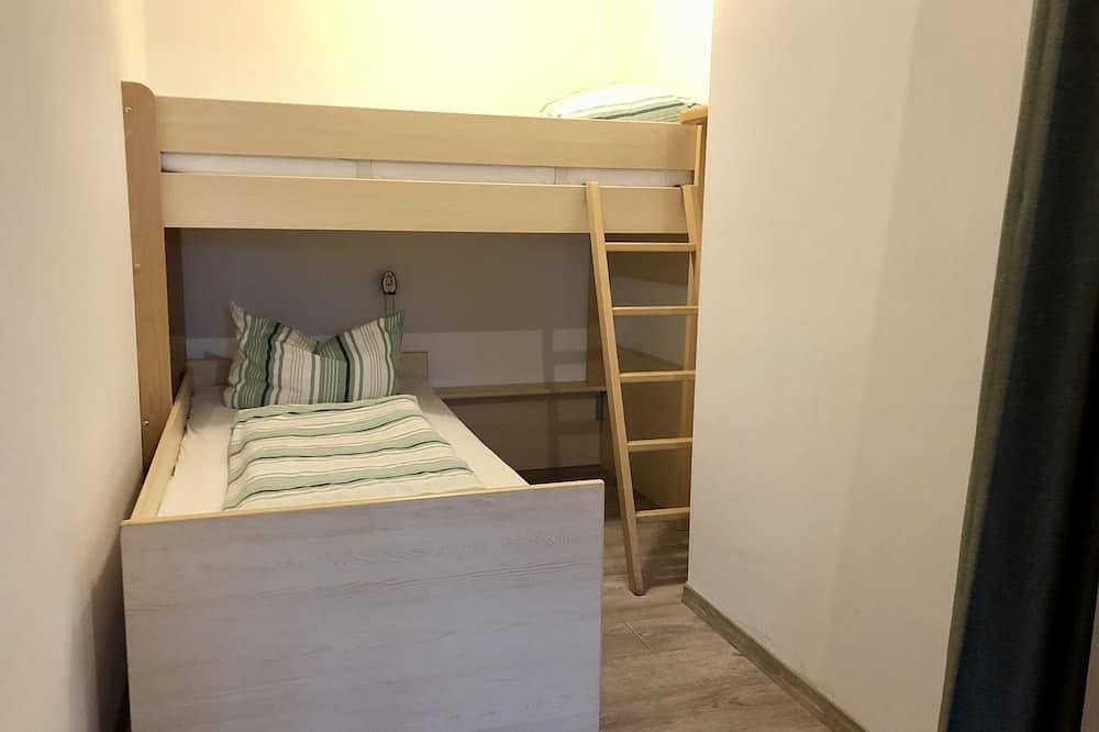 Ganze Wohnung, Komfortable und gemütlich eingerichtete Ferienwohnung ideal für kleine Familien und Paare in Wunsiedel, Oberfranken