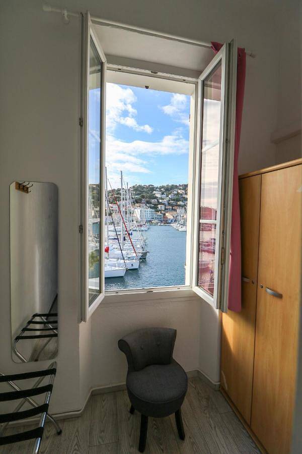 Le Telo in Saint-Mandrier-sur-Mer, Côte méditerranéenne (France)