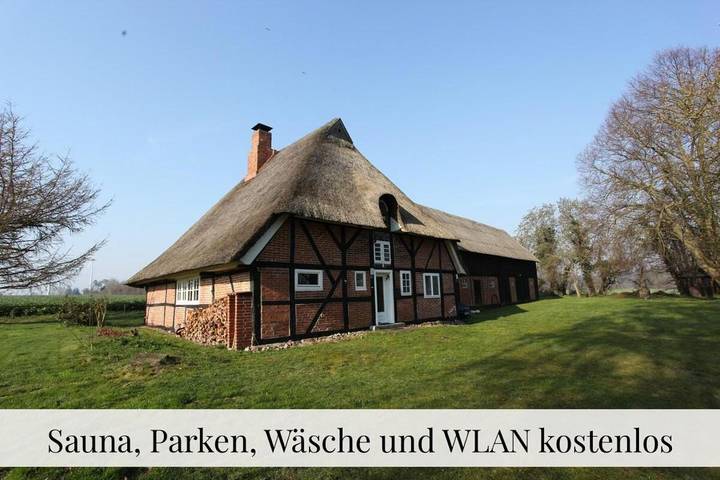 Chalet für 6 Personen, mit Terrasse und Garten sowie Sauna und Ausblick