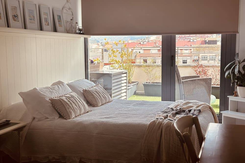 Entire apartment, Bonito Ático con Vistas in Bueu, Rías Baixas