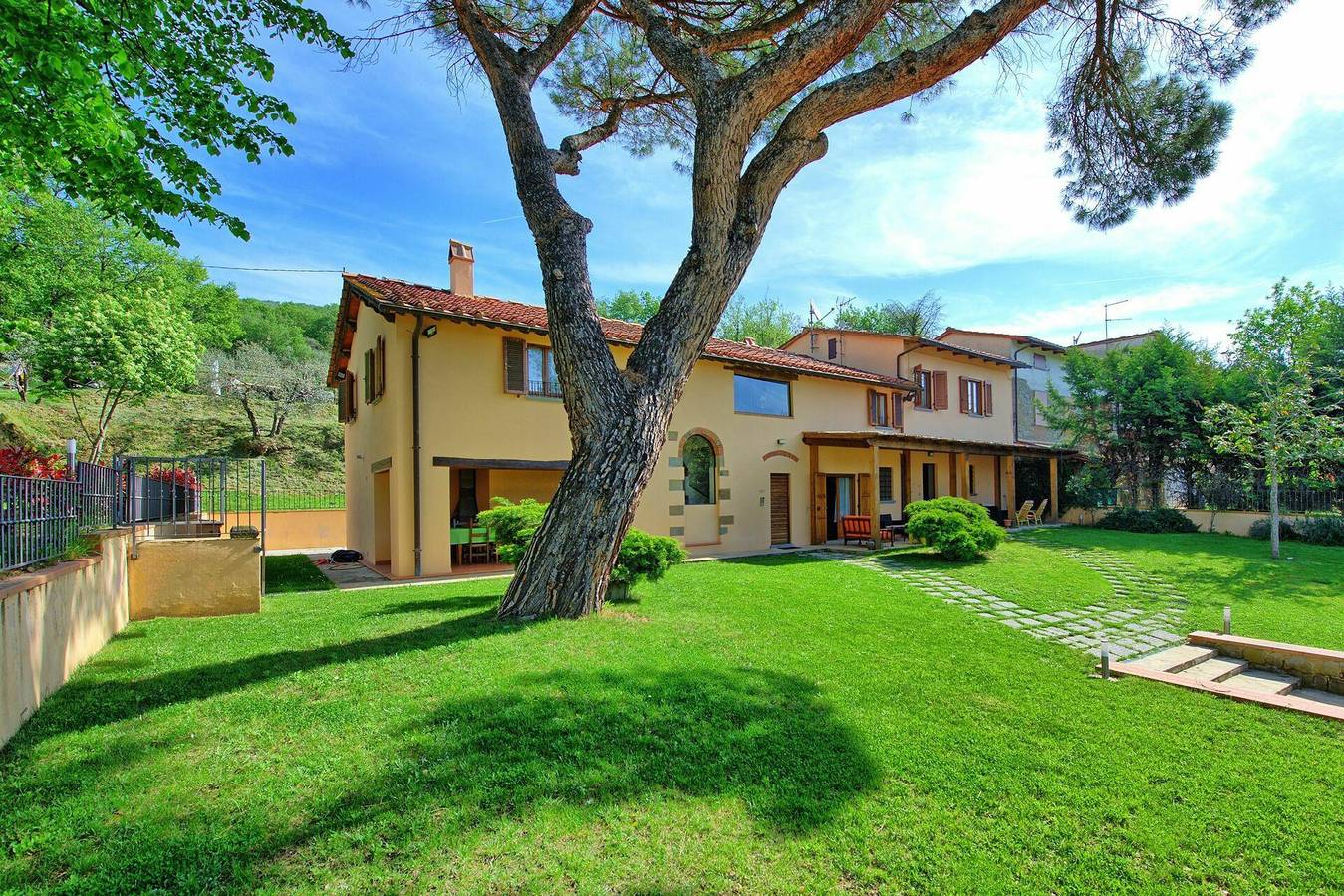 Villa für 14 Personen mit Pool in Valdarno
