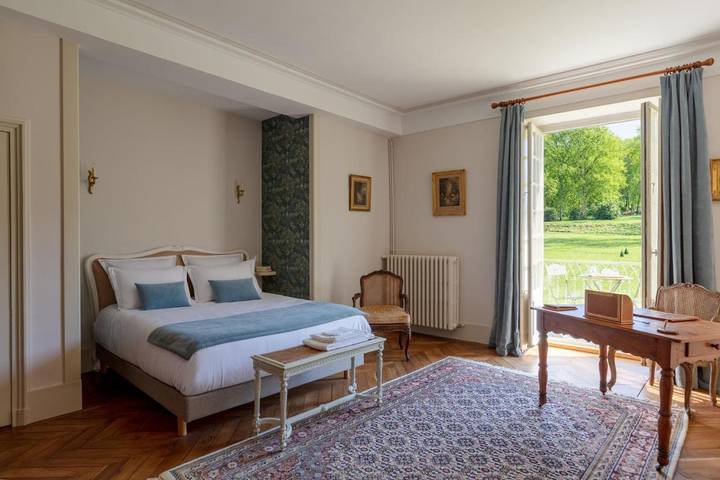 Location de vacances pour 6 personnes, avec Terrasse et Jardin à Ivry-en-Montagne