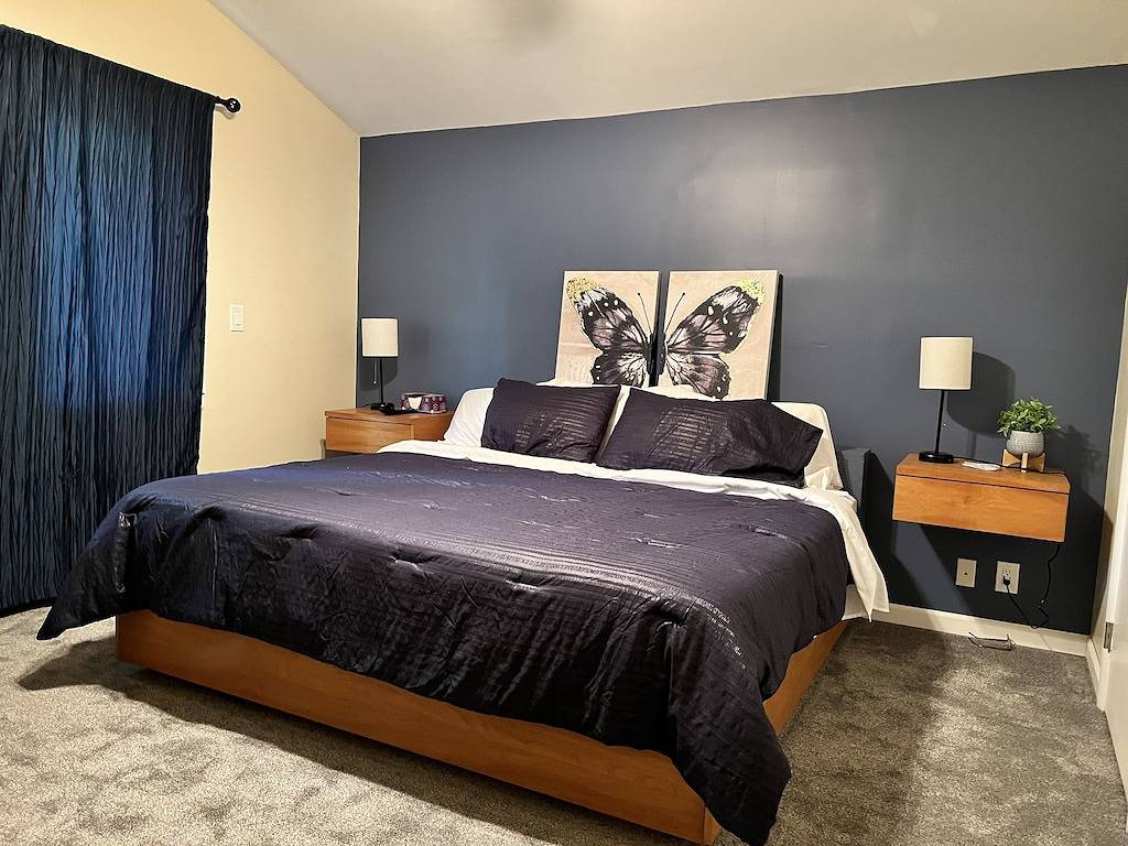 Huge Cabin at Ski Mtn- Hot Tub, Fireplace, Game Room in Masthope, Pike County