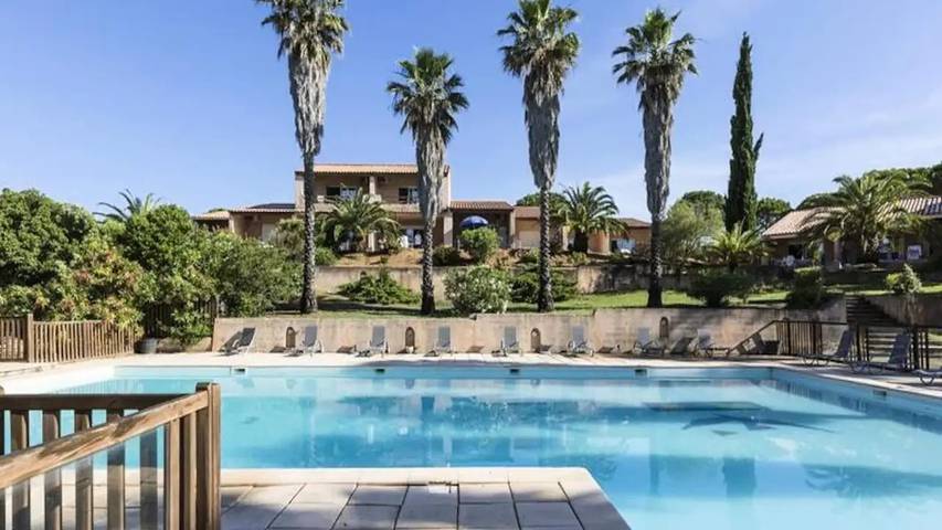 Appartement de vacances pour 5 personnes, avec jardin