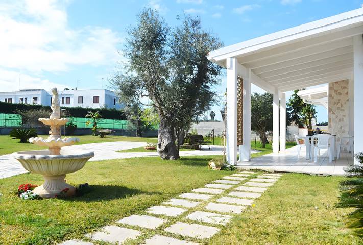 Casa vacacional 'Punta Rosa S Foca' con jardín privado y aire acondicionado in Melendugno, Provincia de Lecce