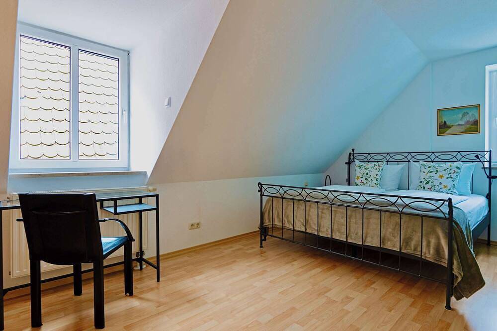 Ganze Wohnung, Altstadt Apartment für 6 Personen mit Stellplatz in Memmingen, Bayerisch Schwaben