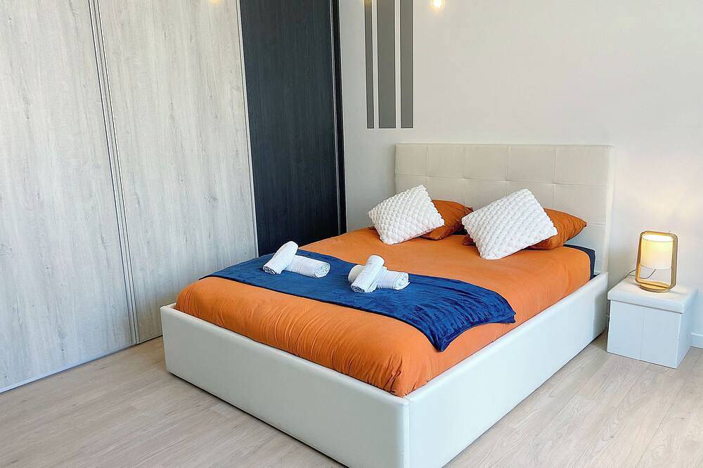 Ganze Wohnung, At Clém's, 8 people, private garage, wifi + Netflix in Reims, Marne