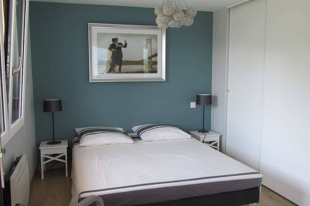 Entire apartment, \"La Parenthese\" charming rental lake and mountain view in Le Bourget-du-Lac, Chambéry region